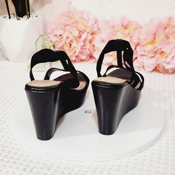 CHARLES by Charles David Black Elastic T Strap Platform Wedge Sandal Sz 9.5 - Picture 4 of 10